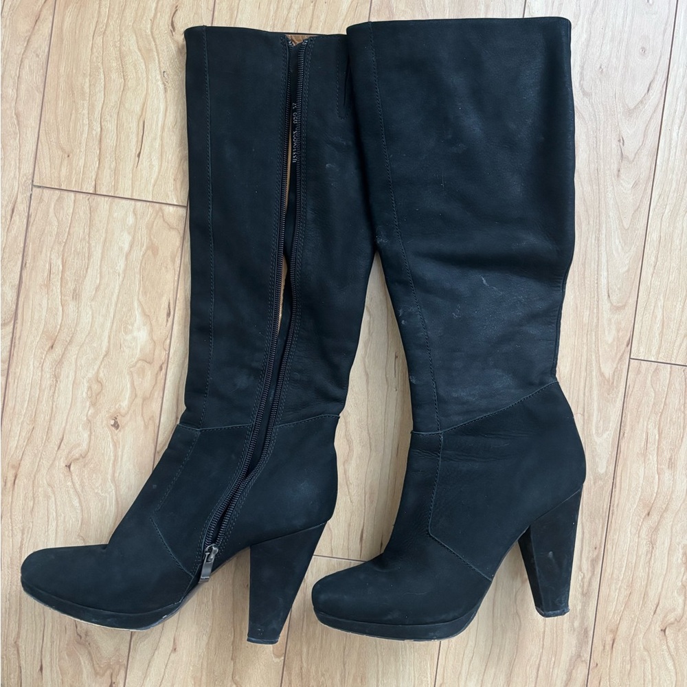 Black Knee-High Women's Boots- Very comfortable